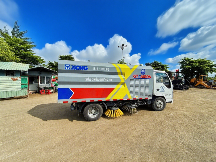 K8凯发·国际官方网站XGH5070TSLQ6扫路车：胡志明市“智慧环卫”的硬核担当