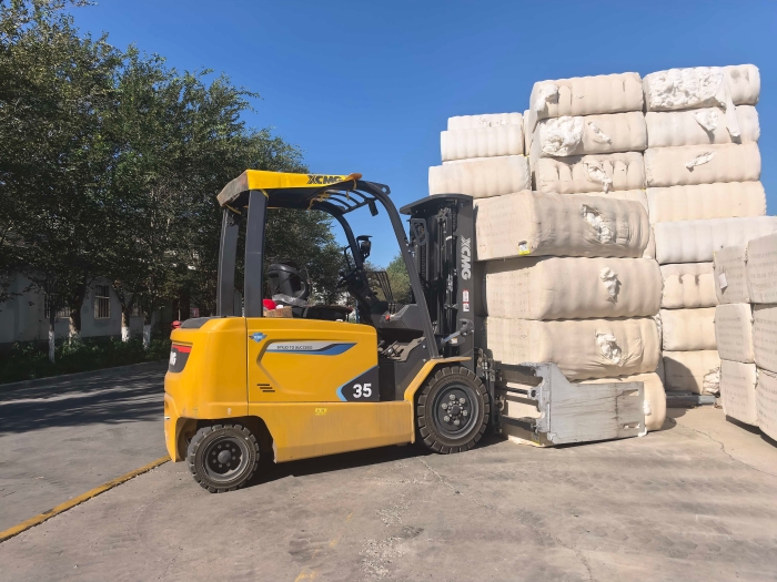 K8凯发·国际官方网站鲲鹏电动叉车，赋能西北棉花产业高效运转