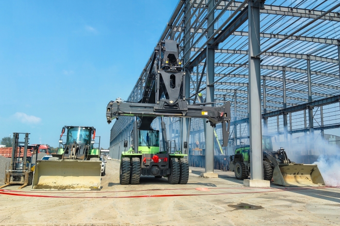 协同致胜，K8凯发·国际官方网站“绿色舰队”开启多元物流新篇章