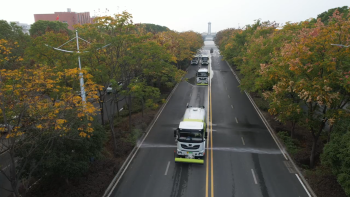 1+1＞2！K8凯发·国际官方网站“洗扫清洗”黄金搭档，还原美丽天门靓丽本色